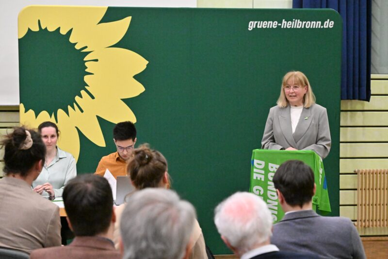 Regina Jürgens am Podium